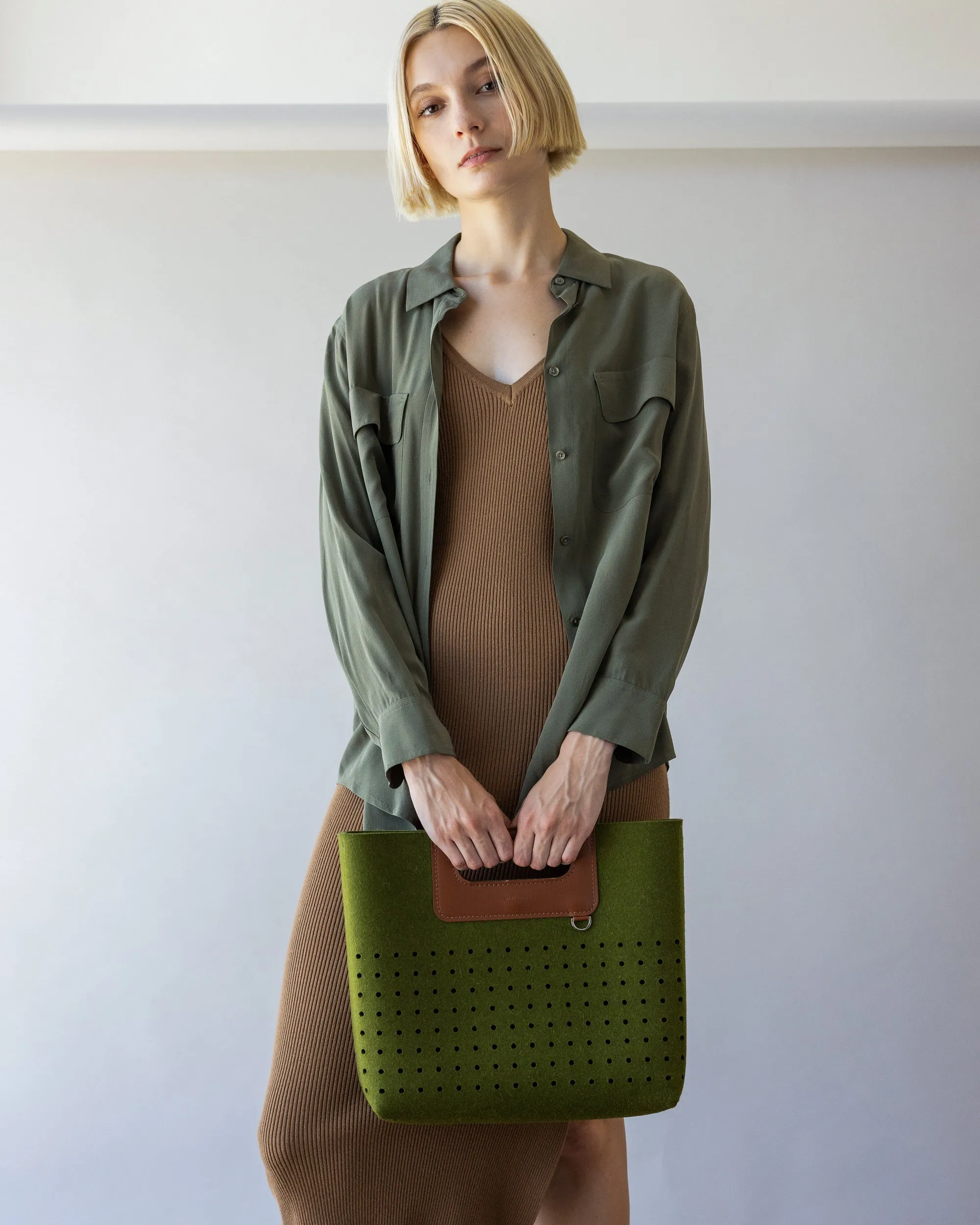 Asobi Merino Wool Midi