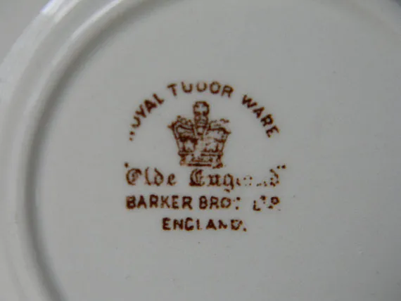 Brown Toile Transferware Berry or Candy Bowl Dish