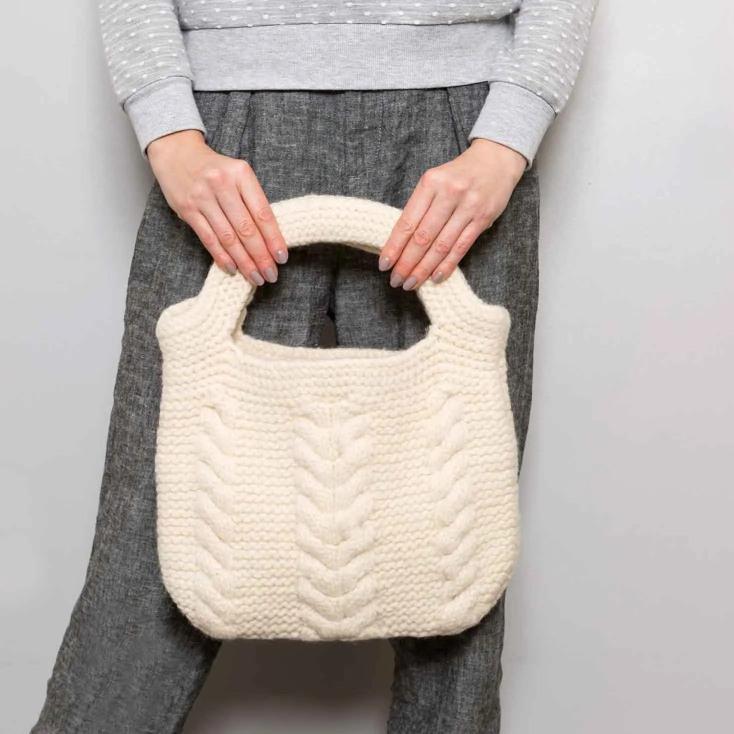 Cable Bag Knitting Kit