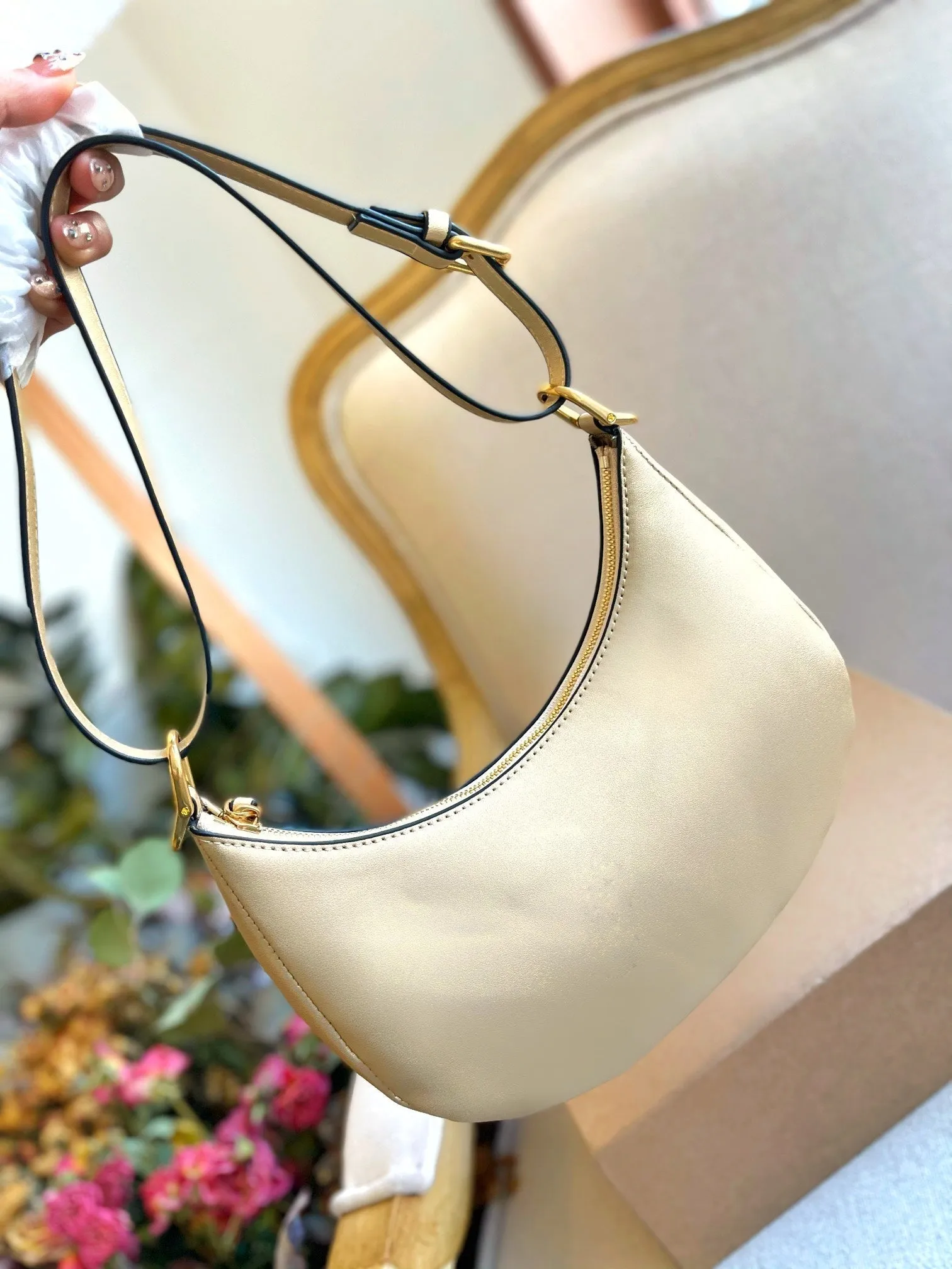 EN   Designer bags by Fendi 255