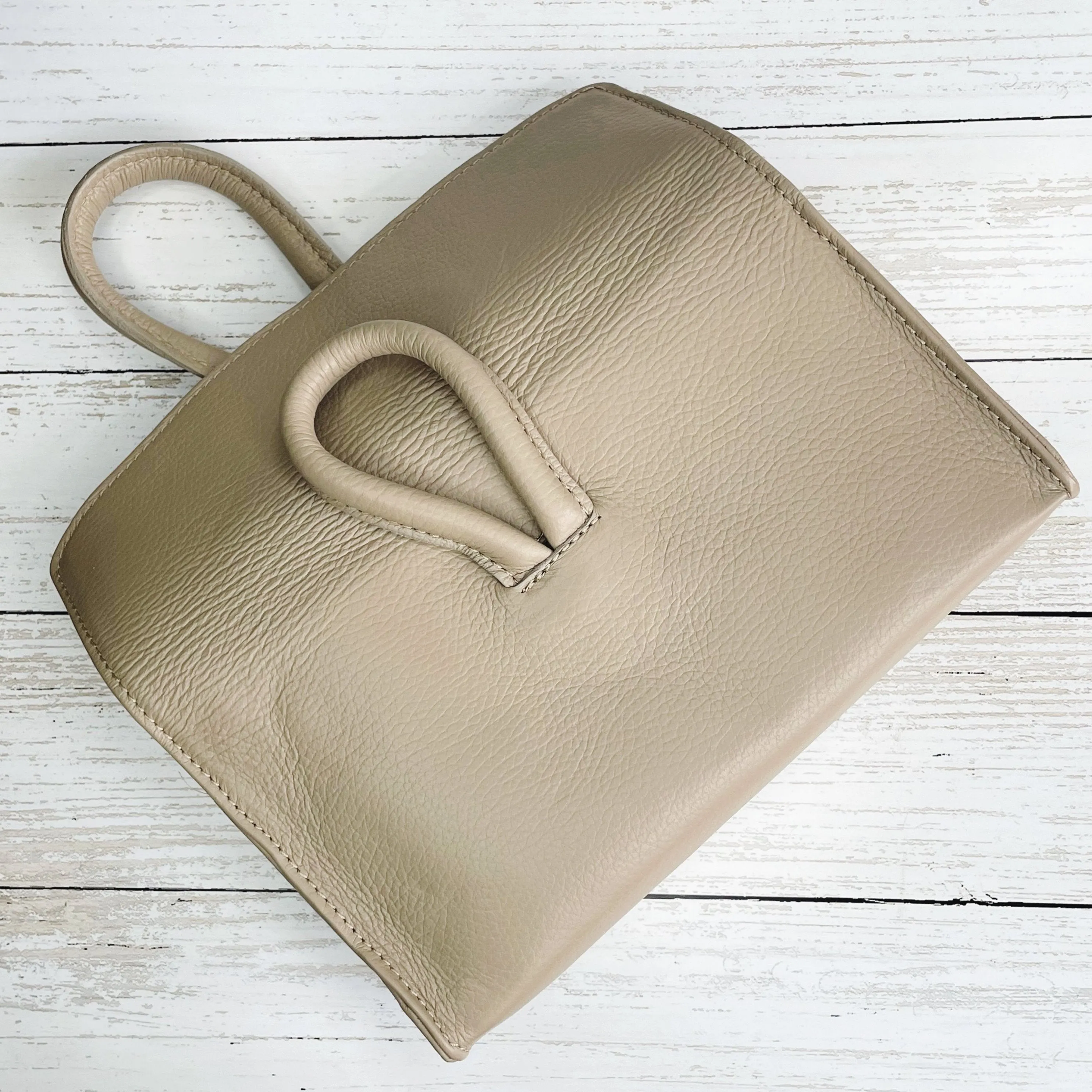 Leather Loop Clutch Bag - Taupe