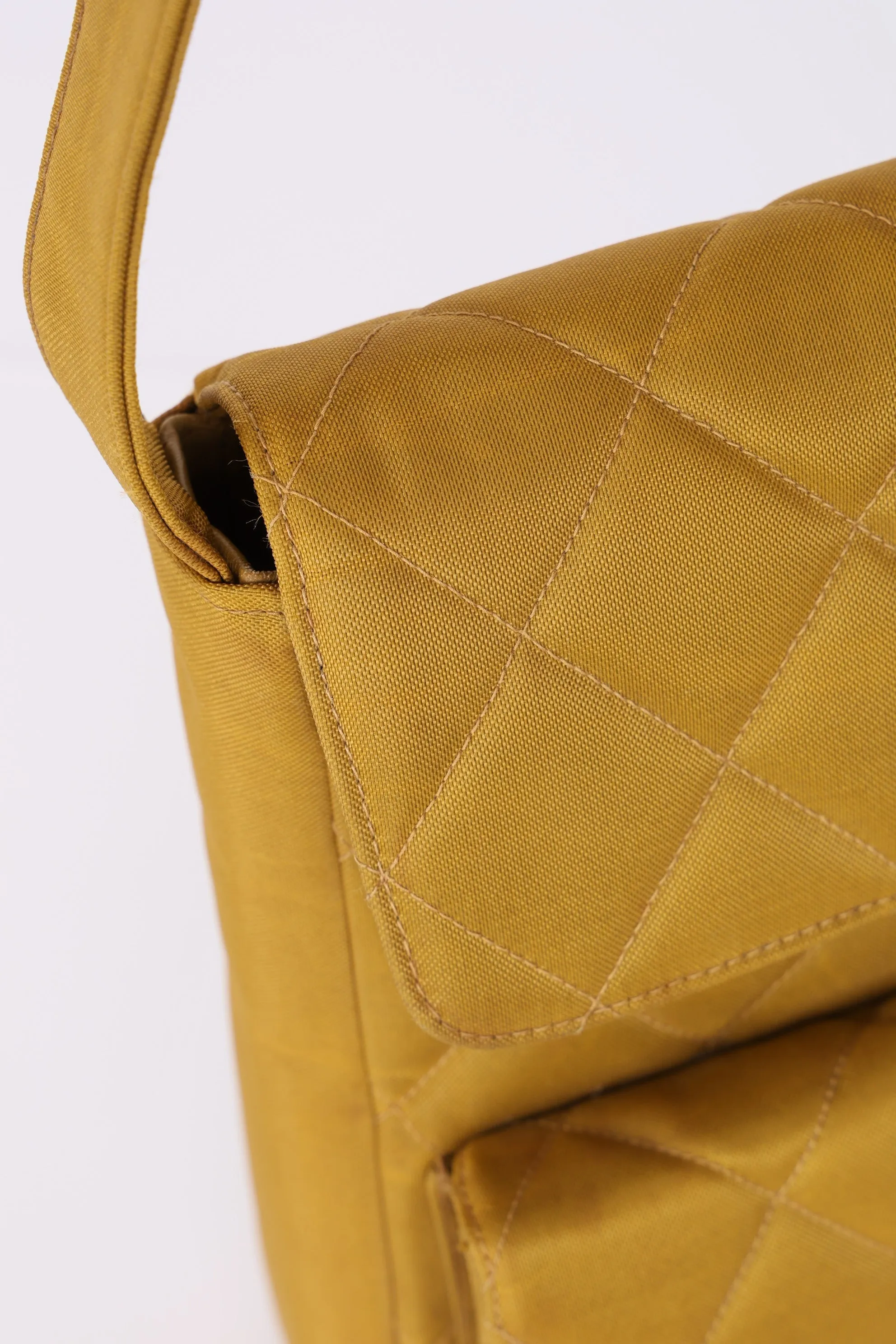 Rare CL 1996 Double Turnlock Shoulder Bag