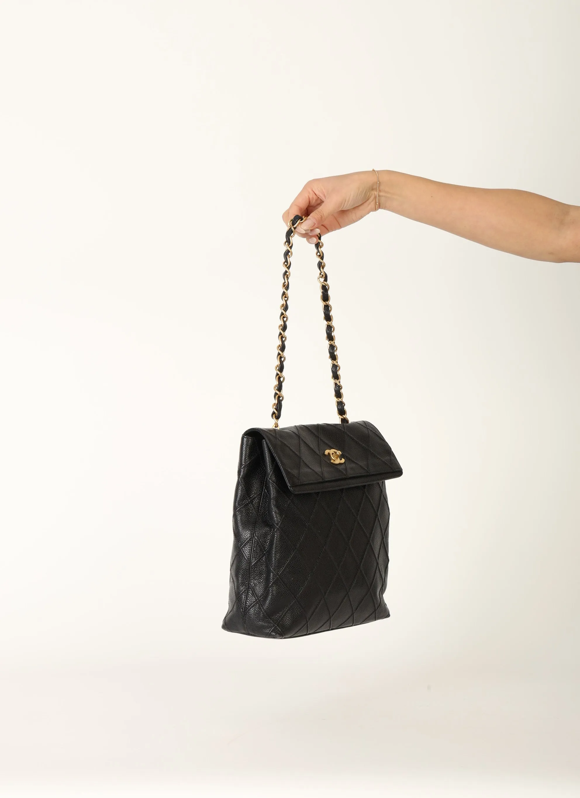 Rare CL 2000 Caviar Turnlock Shoulder Bag